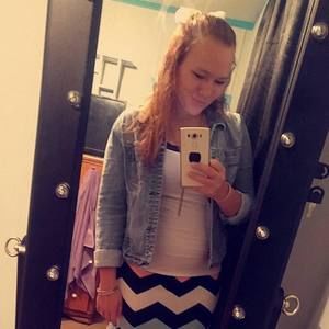 Meet your Posher, Kayla